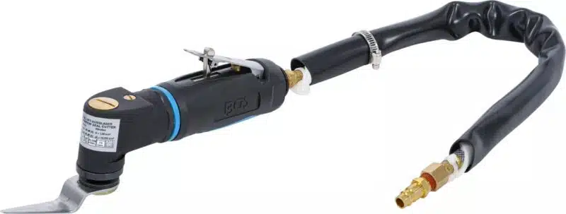 Aparat pneumatic pentru taiat silicon parbriz