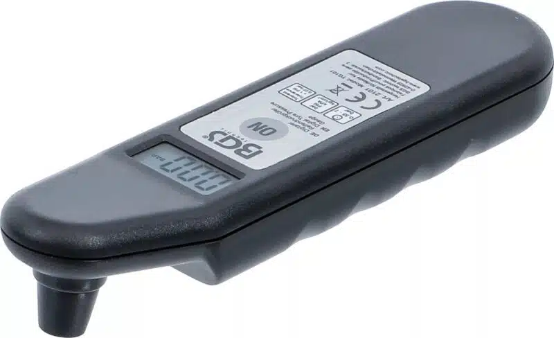 Dispozitiv digital verificare presiune roti