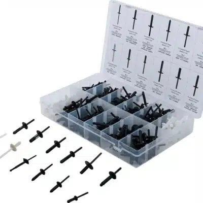 Nituri din plastic pentru BMW