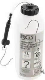 Recipient + conector penrtu inlocuit lichid de frana Recipient + conector penrtu inlocuit lichid de frana