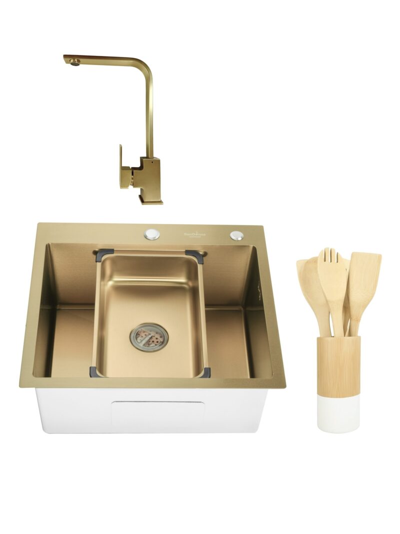 Chiuveta de bucatarie handmade Sandonna HD5550 cu tavita si dozator incluse + Baterie Nera pivotanta + set ustensile pentru gatit - Auriu Chiuveta de bucatarie handmade Sandonna HD5550 cu tavita si dozator incluse + Baterie Nera pivotanta + set ustensile pentru gatit - Auriu