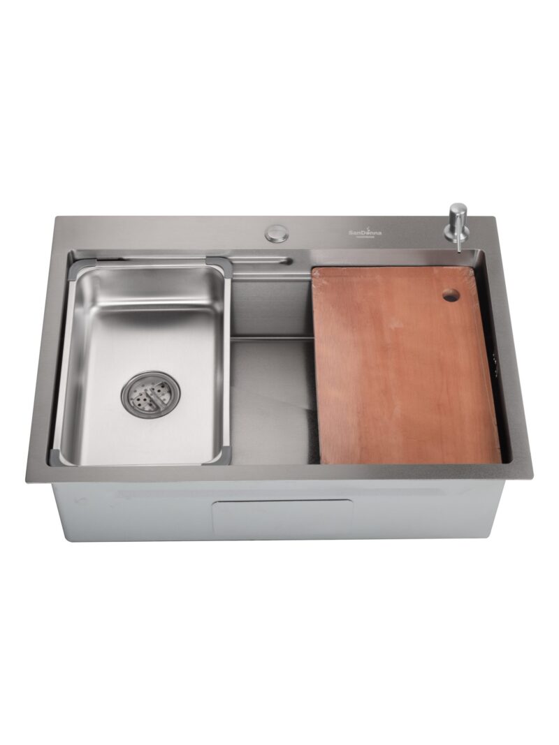 Chiuveta de bucatarie handmade Sandonna HD7050 cu tavita Chiuveta de bucatarie handmade Sandonna HD7050 cu tavita