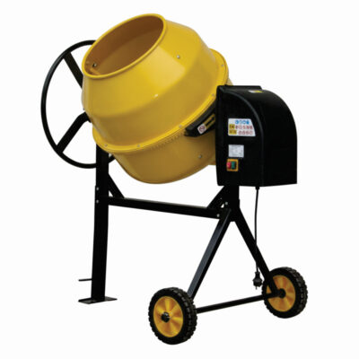 Betoniera profesionala MESTERINO TOOLS HCM650, capacitate 180 litri, motor 1000W cu bobinaj din cupru, roti si coroana din fonta - In lucru
