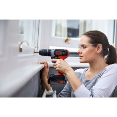 Masina de gaurit si insurubat Black&Decker, BCD001C1, acumulator LI-ION 1.5Ah 18V, cutie de transport - Masini de gaurit si insurubat cu acumulator
