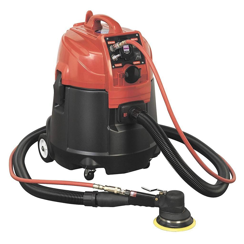 Aspirator praf/mediu umed profesional, Sealey – In lucru Aspirator praf/mediu umed profesional, Sealey - In lucru