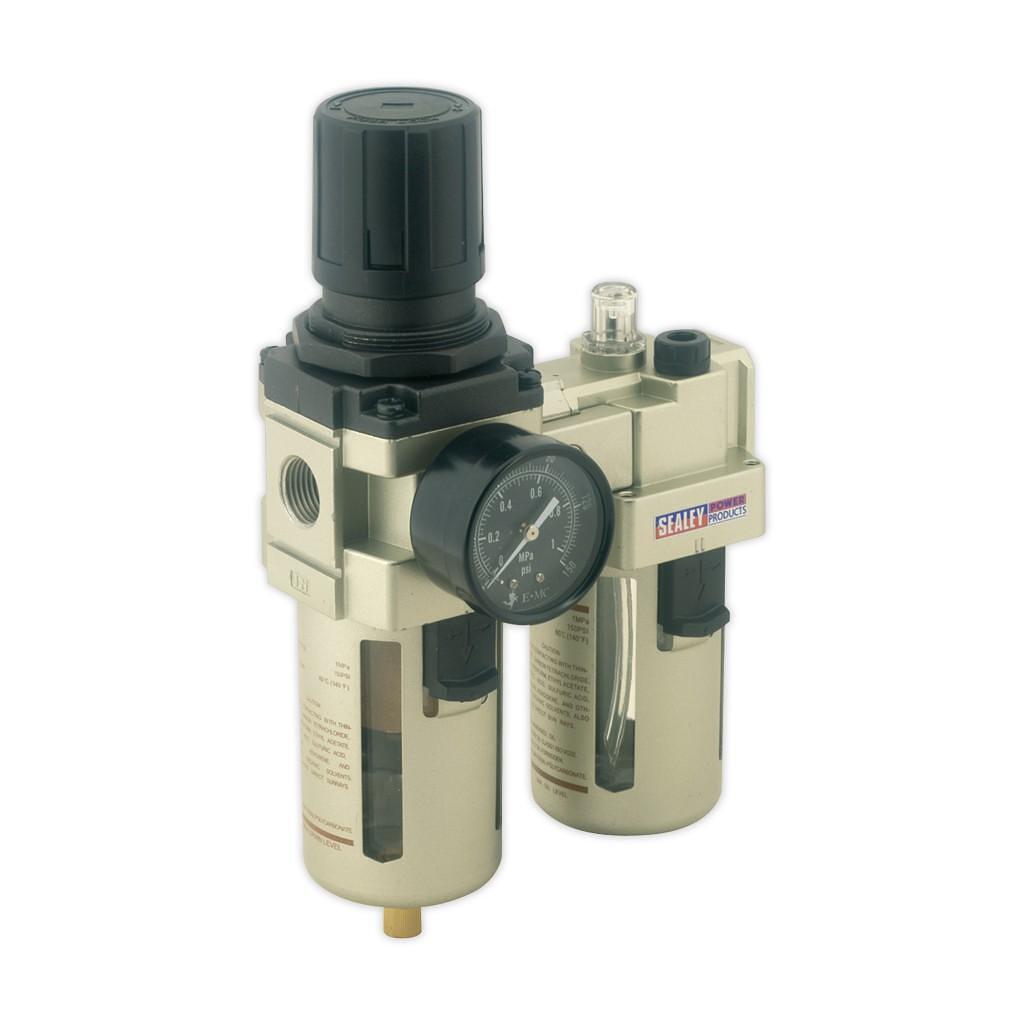 Baterie aer comprimat, cu regulator si lubrificator – In lucru Baterie aer comprimat, cu regulator si lubrificator - In lucru