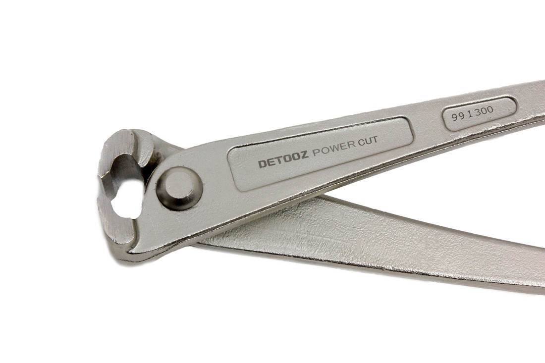 Cleste fierar betonist 300mm – In lucru Cleste fierar betonist 300mm - In lucru