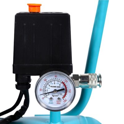 Compresor fara ulei 1500W, 30L - In lucru