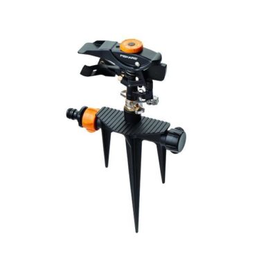 Aspersor pulsator cu picior Fiskars, cap metalic