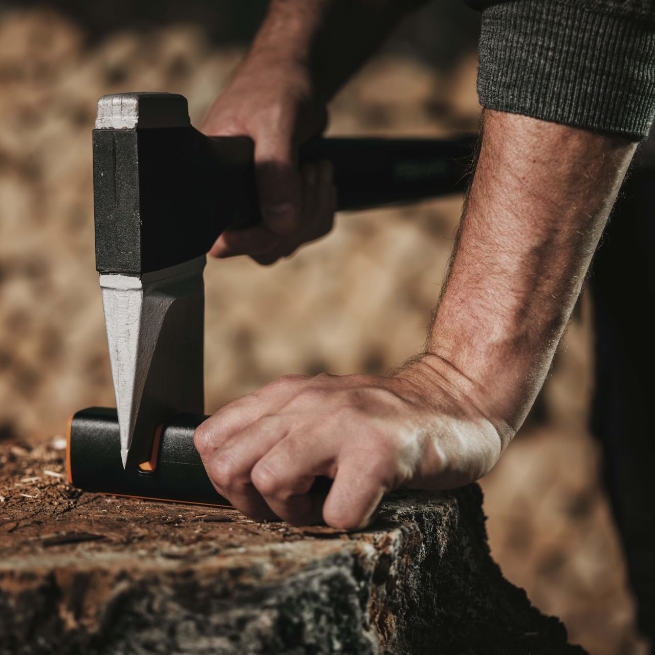 Dispozitiv pentru ascutit topoare si cutite Fiskars Xsharp, 235 mm, 90 g - imagine 3