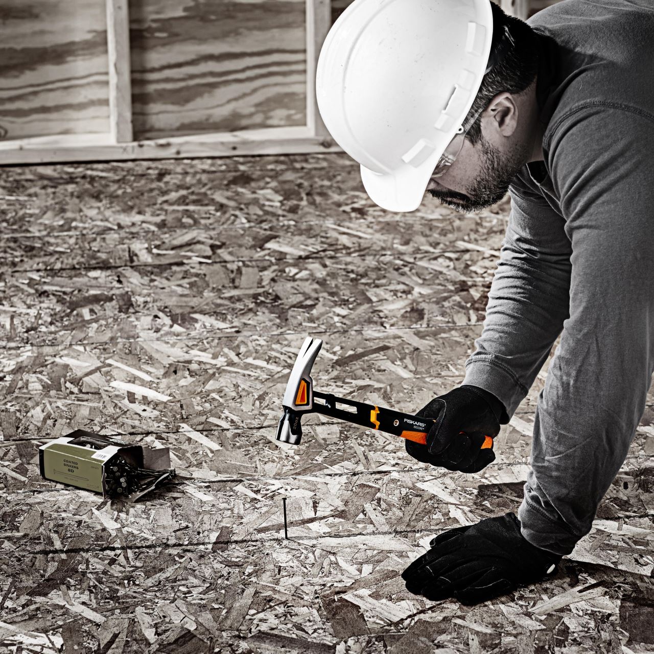 Ciocan universal Fiskars IsoCore L, 156001, 600 g, 35 cm - imagine 15